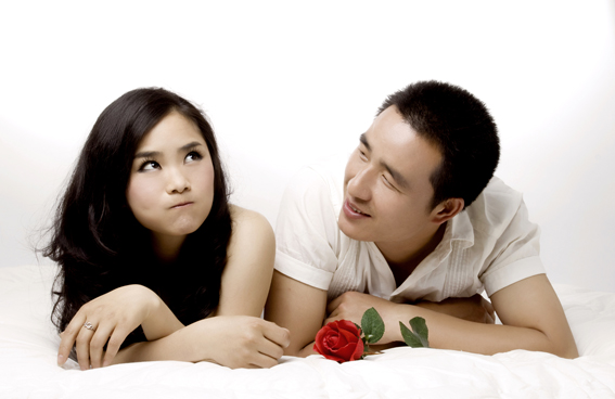 上纯手绘素描◎●小酒窝的甜蜜婚纱照O(∩_∩