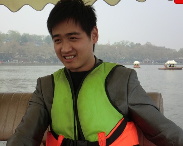 杭州男22岁 事业心重自己开公司希望找一个好
