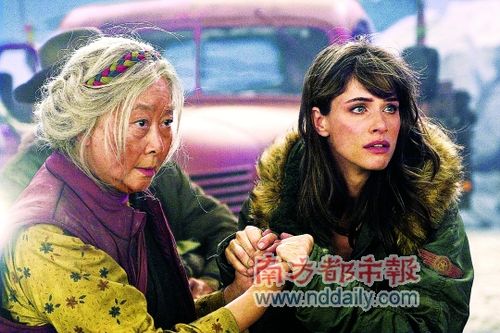 好莱坞灾难片《2012》明晨同步公映:全球毁灭