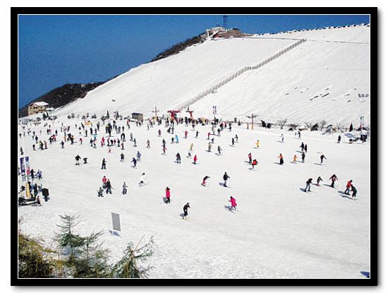 安吉江南天池室外滑雪场门票预定 江南唯一室外滑雪场