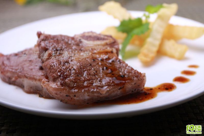 【爱摄影更爱美食】西式年菜之黑胡椒煎牛排-其他-19楼私房菜-杭州19楼