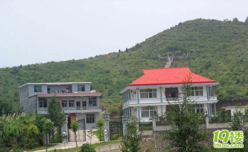 陈红夫妇江西建别墅 豪宅变景点表姐夫当门卫